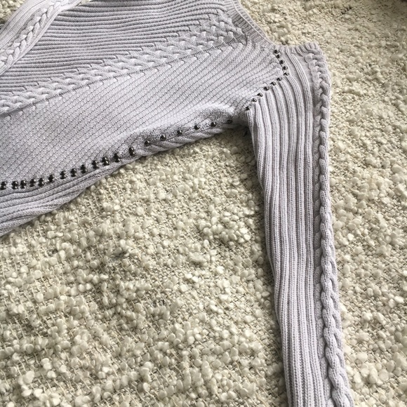 Ribbed Light Gray Sweater - Picture 6 of 6